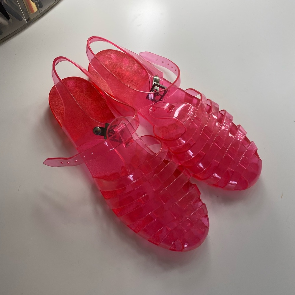 Super cute pink jelly sandals